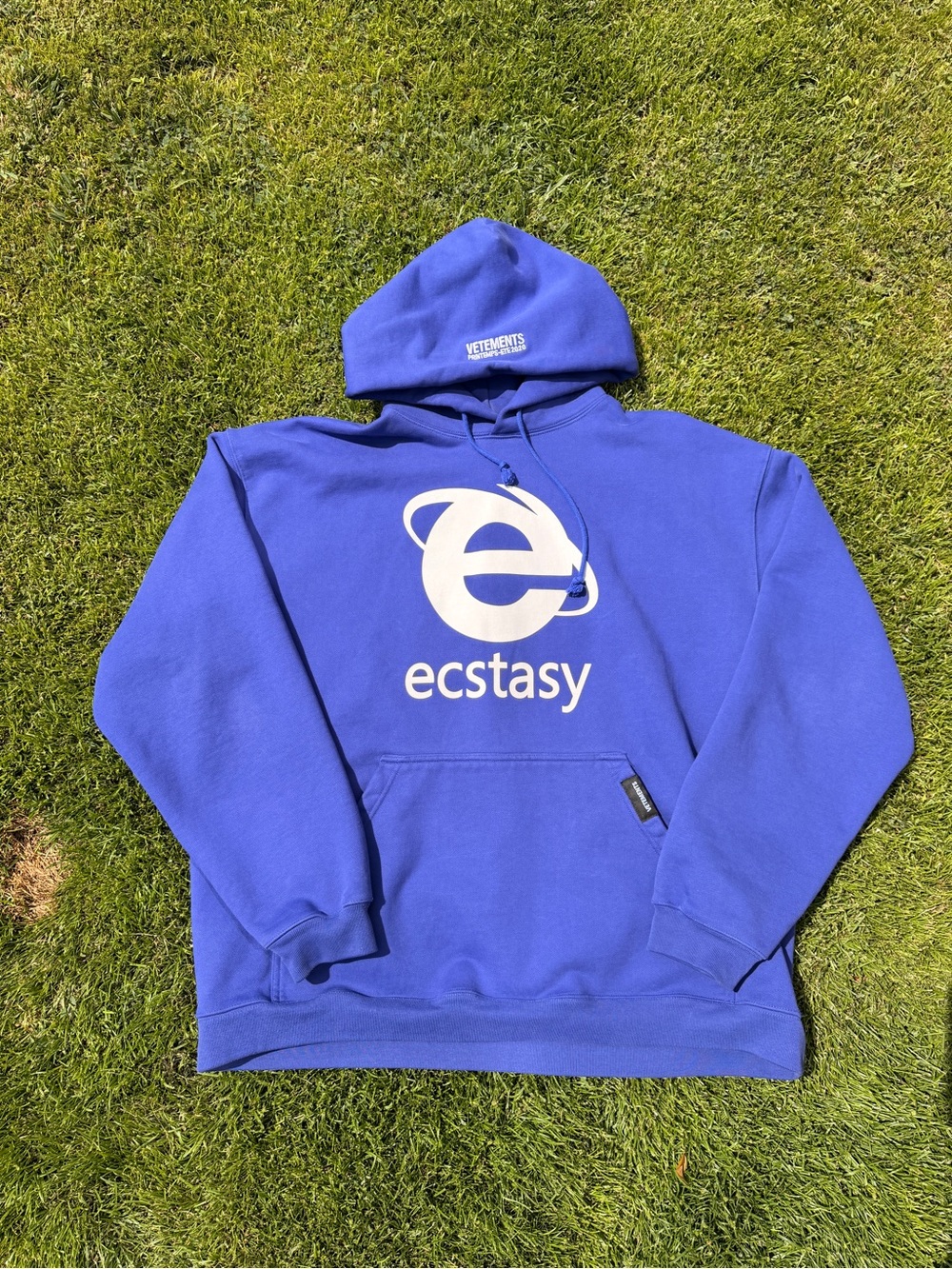Vetements Blue Ecstasy Graphic Crewneck Sweatshirt